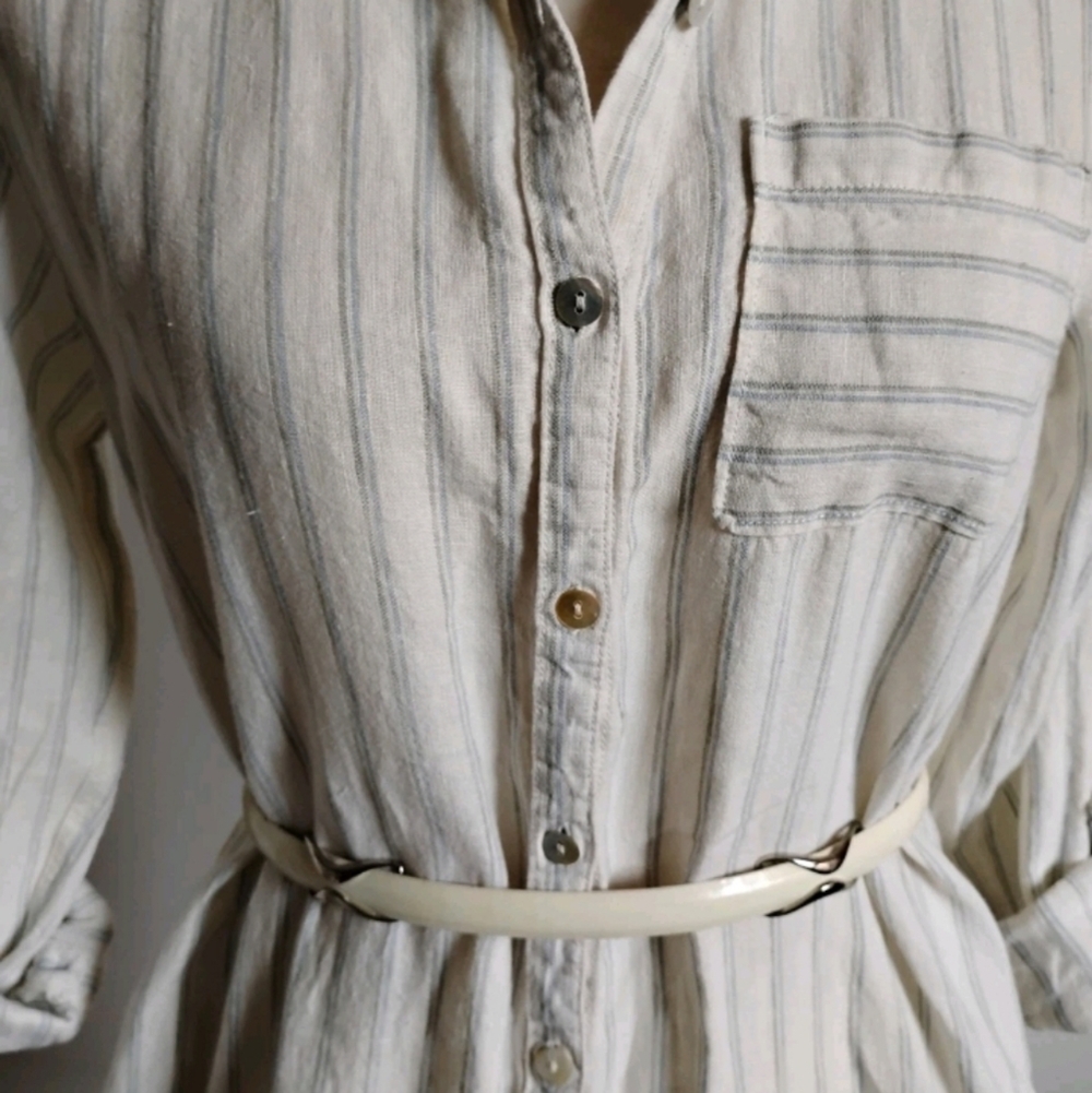 Liz Claiborne Genuine Italian Leather Belt White Silver Skinny  Size Medium - Picture 11 of 11